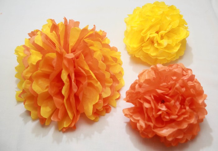 How to make a tissue paper ball decoration