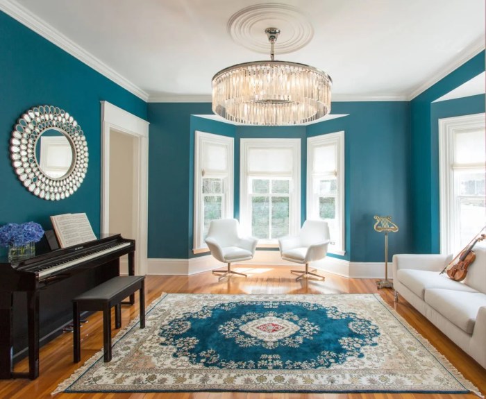 How to decorate teal colored rooms