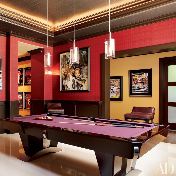 How to decorate a pool room